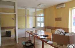 Spatiu cu o suprafata generoasa, 140 mp, zona cu vad pietonal intens!