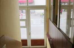 Spatiu cu o suprafata generoasa, 140 mp, zona cu vad pietonal intens!