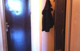 1 cam in zona Expo Transilvania !