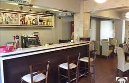 Spatiu comercial la parterul unui bloc, 110 mp, zona NORA