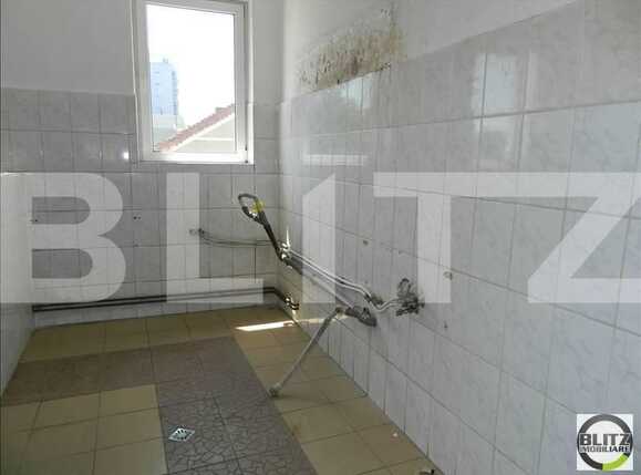 Spațiu comercial de închiriat Semicentral - 22129SIC | BLITZ Cluj-Napoca | Poza8