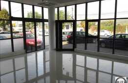 Spatiu de vanzare, 120 mp utili, in zona semicentrala!