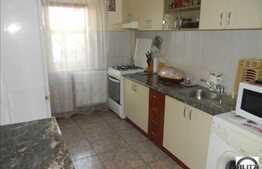 Vanzare apartament 2 camere, 48 mp utili, zona Hateg, cu 2 boxe la subsol