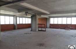 Spatiu comercial, 220 mp, imobil tip bloc, zona nou dezvoltata