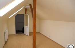 Hala pt mini productie sau spatiu de depozitare ! 220 mp hala + 50 mp birouri!