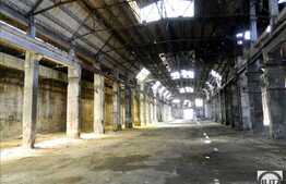 Oferta spatiu industrial 3600 mp plus pod rulant de 5 t