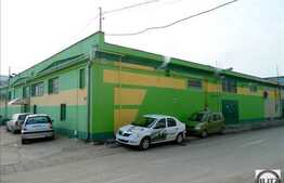 Spatiu integral renovat cu 806 mp utili