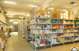 Spatiu integral renovat cu 806 mp utili