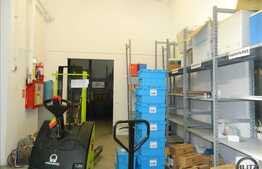 Spatiu integral renovat cu 806 mp utili