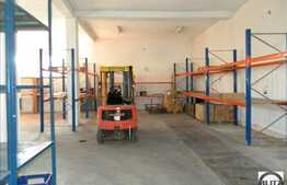 Inchiriere hala 400 mp + spatiu pentru birouri!