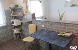 Apartament de inchiriat 3 camere, decomandat! Situat in zona strazii Bucium.