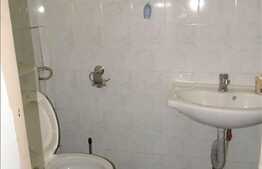 1300 mp spatiu cu 2100 mp de teren in zona Gilau!