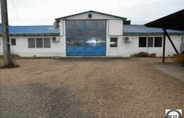 1300 mp spatiu cu 2100 mp de teren in zona Gilau!