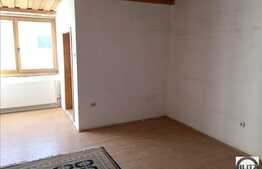 Hala de inchiriat 1700 mp + 300 mp birouri, aproape de autostrada, acces tir