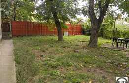 De vanzare apartament cu 4 camere, 120 mp utili plus pod, cu 2 locuri de parcare