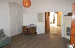 De vanzare apartament cu 4 camere, 120 mp utili plus pod, cu 2 locuri de parcare