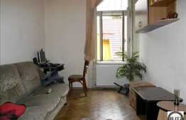 De vanzare apartament cu 4 camere, 120 mp utili plus pod, cu 2 locuri de parcare