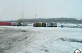 Inchiriere hala  1100 mp cu acces direct la  E60