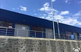 Hala noua cu 600 mp utili si 10 locuri de parcare