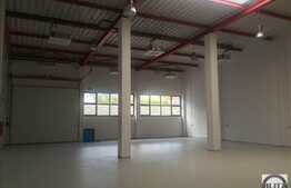 Hala noua cu 600 mp utili si 10 locuri de parcare