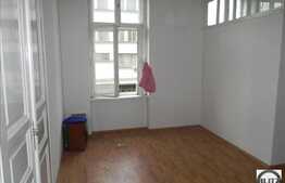 Apartament  de vanzare cu 2 camere, 51 mp, situat in zona Ultracentrala