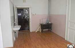 Apartament  de vanzare cu 2 camere, 51 mp, situat in zona Ultracentrala