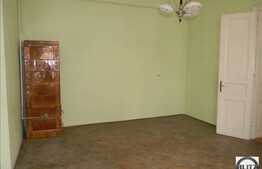 Apartament  de vanzare cu 2 camere, 51 mp, situat in zona Ultracentrala