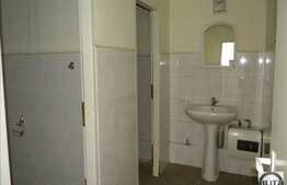 Spatiu renovat ! Acces TIR usor. 1760 mp utili !