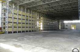 Spatiu renovat ! Acces TIR usor. 1760 mp utili !