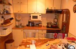 De vanzare apartament cu 3 camere, 63 mp utili, in imobil reabilitat termic