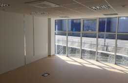 Inchiriere hala industriala, 2400 mp, 10 locuri de parcare