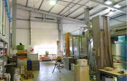 Spatiu industrial constructie 2008 cu 3800 mp teren