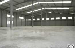 In zona autostrazii 1800 mp!