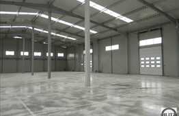 In zona autostrazii 1800 mp!