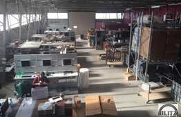 Hala cu birouri, finisata