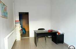 Spatiu pentru depozitare plus spatiu pentru birouri in imobil nou