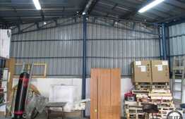 Spatiu birouri 110 mp utli plus 70 mp hala si curte 600 mp, acces tir!