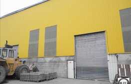 2011 mp cu posibilitate de renovare!