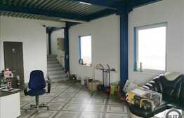 Spatiu industrial, 500 mp, 3 incaperi, birouri