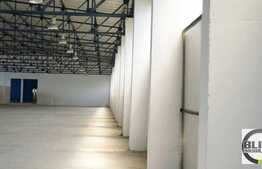 Hala cu 2485 mp plus 315 mp spatii birouri la cateva minute fata de aeroport