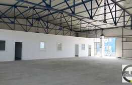 Inchiriere hala cu 300 mp si 75 mp spatii birouri