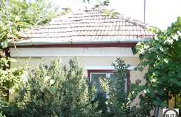 Teren de vanzare 460 mp + constructie demolabila 84 mp