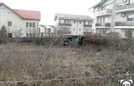 Teren de vanzare 1728 mp, pretabil bloc sau case insiruite