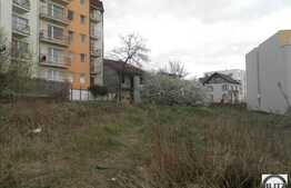 Teren de vanzare, 1432 mp, front de 38 ml, ideal pentru constructia unui bloc!