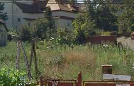 Vanzare teren, 422 mp, front stradal 15 ml, utilitati la front, zona linistita