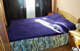 4 camere decomandate, 70 mp in zona hotel Royal. Loc de parcare si boxa incluse