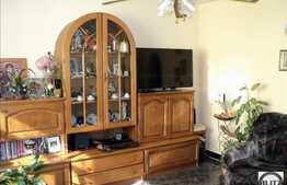 4 camere decomandate, 70 mp in zona hotel Royal. Loc de parcare si boxa incluse