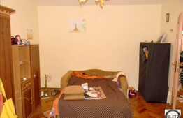 Vanzare apartament cu 1 camera decomandat 35.5 mp. Zona linistita!