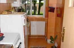 Vanzare apartament cu 1 camera decomandat 35.5 mp. Zona linistita!