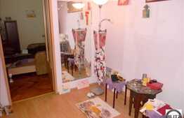 Vanzare apartament cu 1 camera decomandat 35.5 mp. Zona linistita!